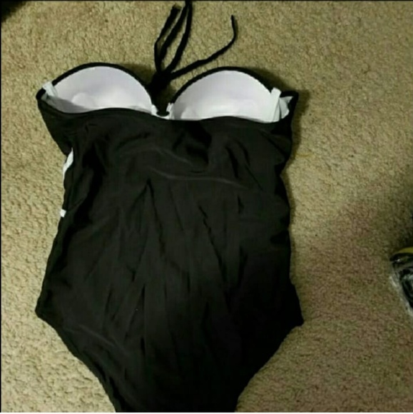 Brand new 2018 BLACK AND WHITE VINTAGE MONIKINI SW - Picture 4 of 4